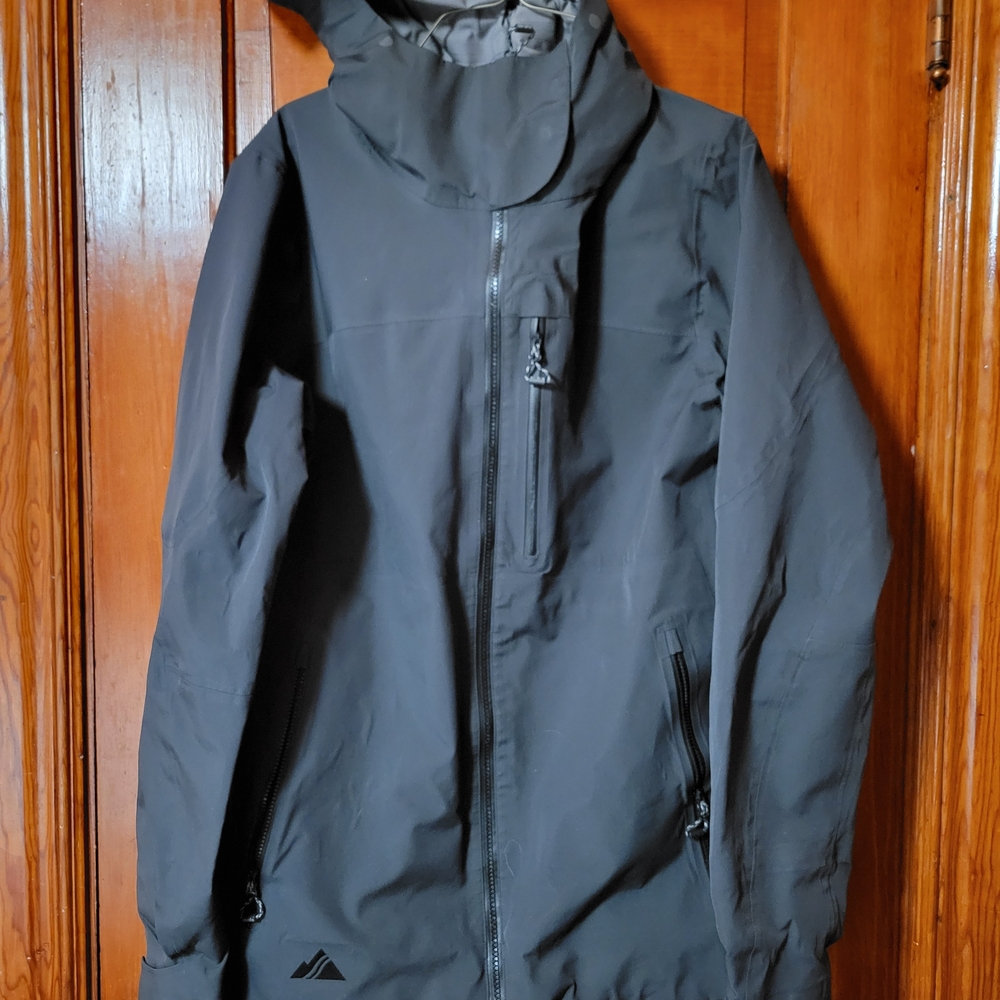 Strafe Women's Charcoal Ski Jacket